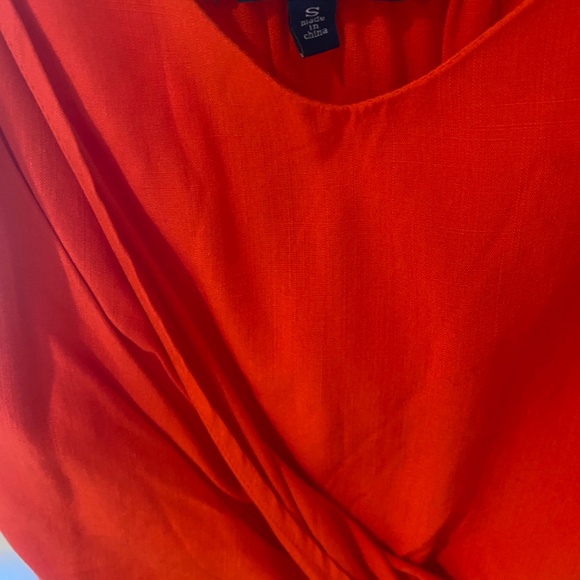 Red unworn romper - Picture 3 of 6